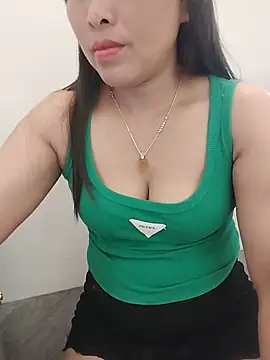 Snapshot of 01_ANNA_01 chatting on 13, 5, 2026 01 ANNA 01 online show from 13, 5, 2026