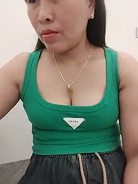 Snapshot of 01_ANNA_01 chatting on 22, 5, 2026 01 ANNA 01 online show from 22, 5, 2026