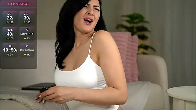 ClassyKatyy online show from 7, 4, 2026