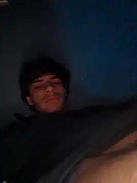 Snapshot of ilcazzone32 chatting on 15, 3, 2026 ilcazzone32 online show from 15, 3, 2026