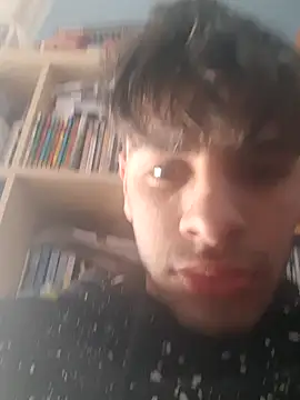 Snapshot of ilcazzone32 chatting on 9, 4, 2026 ilcazzone32 online show from 9, 4, 2026