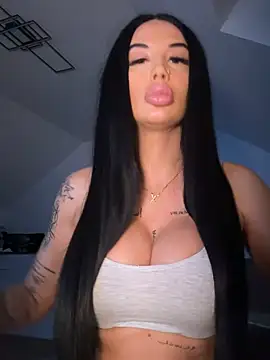 Snapshot of SpicyViviana chatting on 28, 2, 2026 SpicyViviana online show from 28, 2, 2026