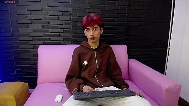 Snapshot of DanteLux chatting on 27, 2, 2026 DanteLux online show from 27, 2, 2026