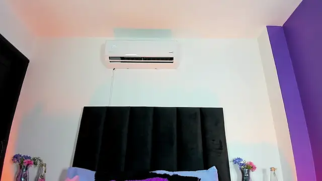 scarlet  ray  online show from 24, 3, 2026