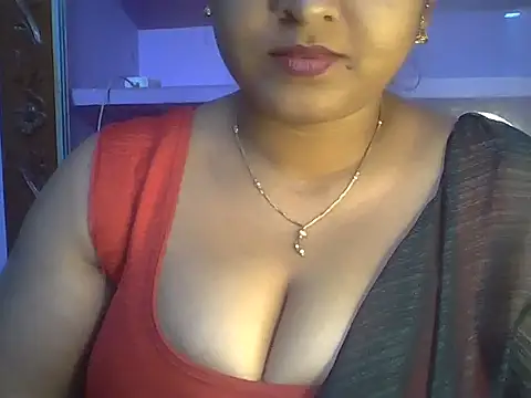 Snapshot of Tamil_Kuttyma chatting on 9, 7, 2026 Tamil Kuttyma online show from 9, 7, 2026