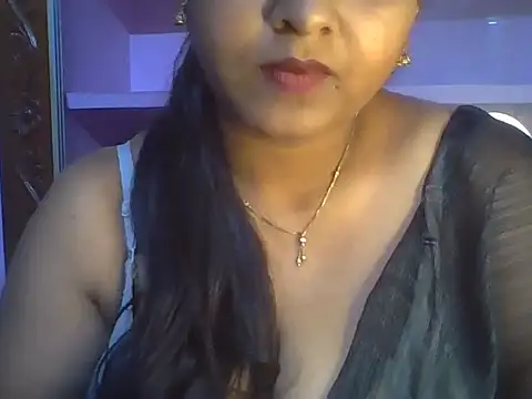 Snapshot of Tamil_Kuttyma chatting on 10, 7, 2026 Tamil Kuttyma online show from 10, 7, 2026