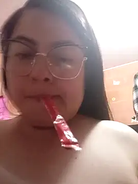 Snapshot of Bella_diamond01 chatting on 25, 2, 2026 Bella diamond01 online show from 25, 2, 2026