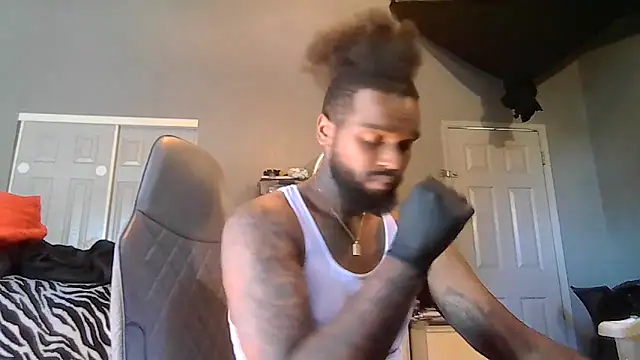 Snapshot of kingbbd6969 chatting on 3, 3, 2026 kingbbd6969 online show from 3, 3, 2026