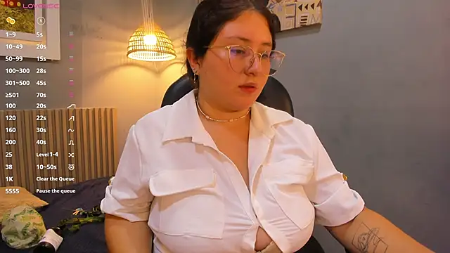 sienna cavalli online show from 1, 3, 2026