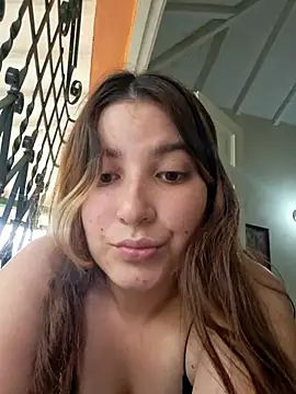 Estelle Noir online show from 24, 2, 2026