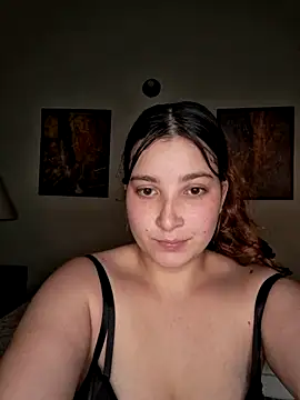 Snapshot of Estelle_Noir chatting on 11, 6, 2026 Estelle Noir online show from 11, 6, 2026