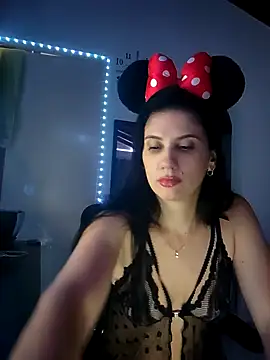 sashaaqueen online show from 24, 3, 2026