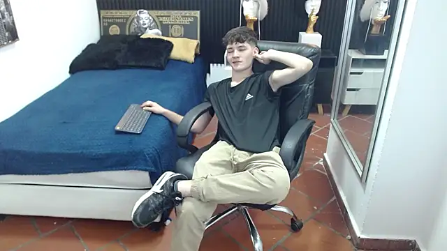 Snapshot of trevor_mob chatting on 10, 6, 2026 trevor mob online show from 10, 6, 2026