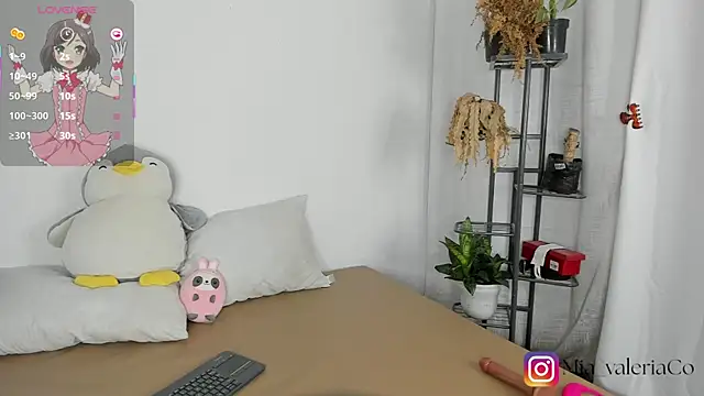 Snapshot of Mia-Valeria- chatting on 11, 6, 2026 Mia-Valeria- online show from 11, 6, 2026