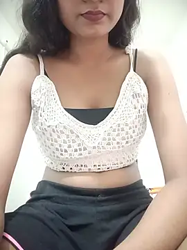 Heena shrma online show from 6, 7, 2026
