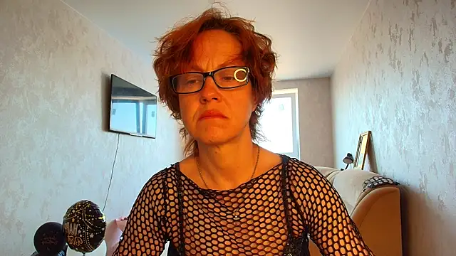 LioraWeiss online show from 21, 5, 2026