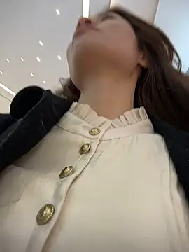 Mia-lp online show from 13, 4, 2026