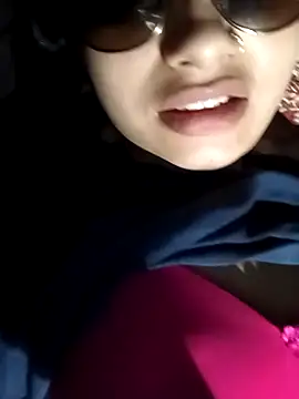 Snapshot of Rashmika_Mandana chatting on 14, 5, 2026 Rashmika Mandana online show from 14, 5, 2026