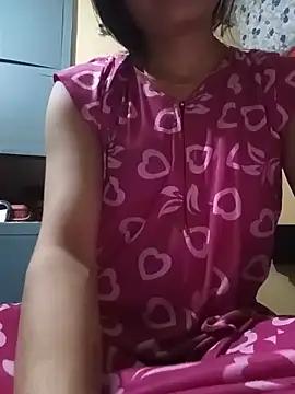 Snapshot of Rashmika_Mandana chatting on 22, 5, 2026 Rashmika Mandana online show from 22, 5, 2026