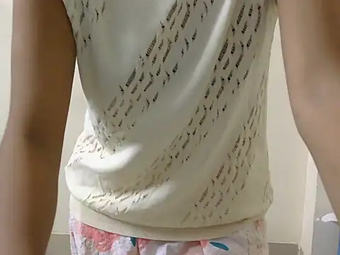 Snapshot of cute_yashi chatting on 23, 6, 2026 cute yashi online show from 23, 6, 2026
