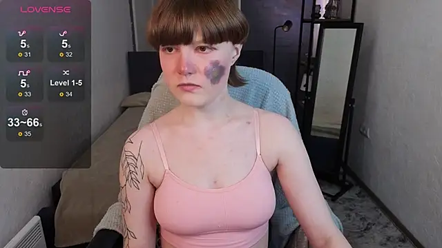  DreamLuna1  online show from 7, 4, 2026