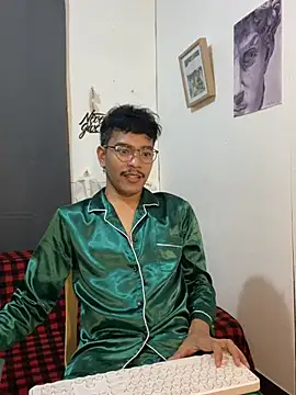 Snapshot of asian_darlingcummersxXx chatting on 20, 5, 2026 asian darlingcummersxXx online show from 20, 5, 2026