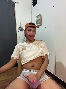 Snapshot of asian_darlingcummersxXx chatting on 9, 7, 2026 asian darlingcummersxXx online show from 9, 7, 2026