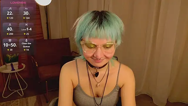 Snapshot of powderofgun chatting on 19, 4, 2026 powderofgun online show from 19, 4, 2026