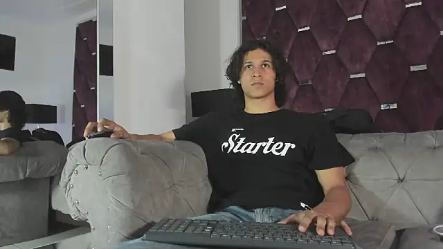 Snapshot of TonyBenedetti chatting on 8, 5, 2026 TonyBenedetti online show from 8, 5, 2026