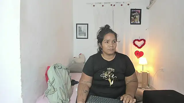 Snapshot of mariana_villa72 chatting on 30, 6, 2026 mariana villa72 online show from 30, 6, 2026