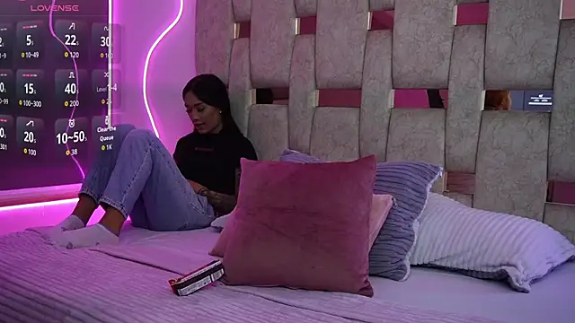 liasuaza online show from 12, 3, 2026