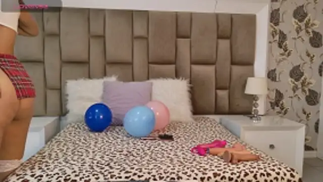 Snapshot of ElizaGiancini chatting on 1, 6, 2026 ElizaGiancini online show from 1, 6, 2026