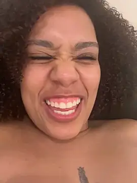 Snapshot of tokishaaa10 chatting on 2, 3, 2026 tokishaaa10 online show from 2, 3, 2026