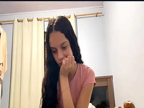 Snapshot of IvyDesirer chatting on 28, 2, 2026 IvyDesirer online show from 28, 2, 2026