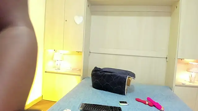 Snapshot of KateCoopper chatting on 1, 3, 2026 KateCoopper online show from 1, 3, 2026