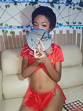 Snapshot of TinnaPeyton chatting on 20, 7, 2026 TinnaPeyton online show from 20, 7, 2026