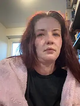 xoxchaarrxox online show from 28, 2, 2026