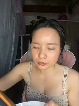 Snapshot of Ivy_Trix2 chatting on 20, 4, 2026 Ivy Trix2 online show from 20, 4, 2026