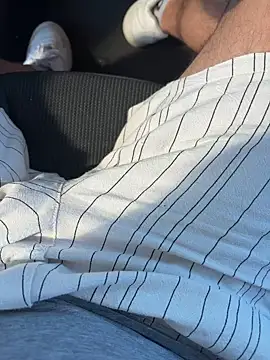 portostrip online show from 8, 4, 2026