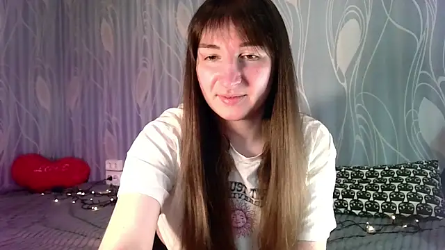 Snapshot of Birdie_Kiss chatting on 18, 5, 2026 Birdie Kiss online show from 18, 5, 2026