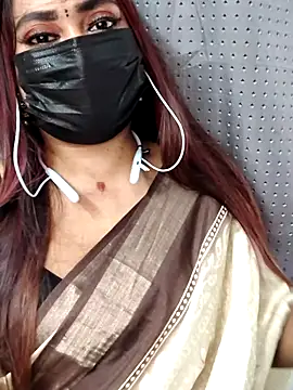 Snapshot of Cutie_Nila chatting on 23, 6, 2026 Cutie Nila online show from 23, 6, 2026