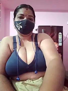 Snapshot of tamil_lathikaaa chatting on 27, 4, 2026 tamil lathikaaa online show from 27, 4, 2026