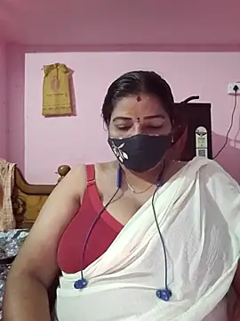 Snapshot of tamil_lathikaaa chatting on 29, 4, 2026 tamil lathikaaa online show from 29, 4, 2026