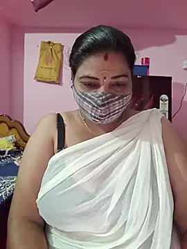 Snapshot of tamil_lathikaaa chatting on 14, 5, 2026 tamil lathikaaa online show from 14, 5, 2026