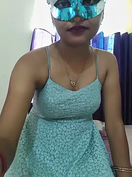 Snapshot of Sweet_Cpl_ chatting on 7, 6, 2026 Sweet Cpl online show from 7, 6, 2026