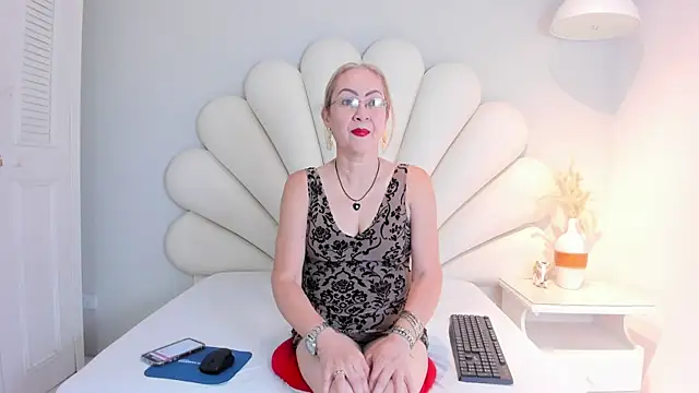 Snapshot of Victoria_Firee chatting on 31, 5, 2026 Victoria Firee online show from 31, 5, 2026