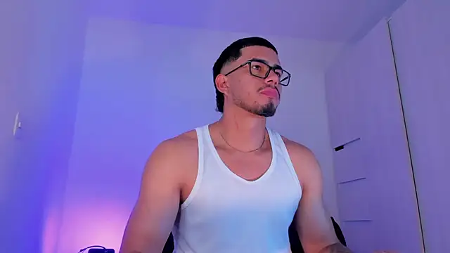 THADEO KING2 online show from 12, 4, 2026