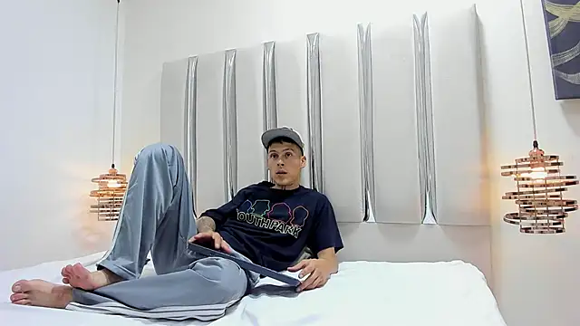 Ethan Wolfe online show from 28, 2, 2026