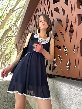 Kamorana online show from 10, 4, 2026