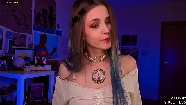 Snapshot of violettess chatting on 16, 6, 2026 violettess online show from 16, 6, 2026
